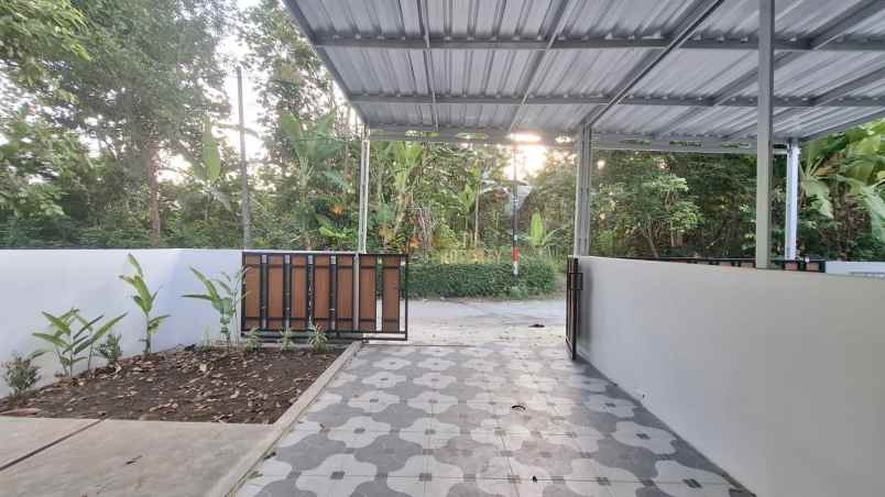 dijual rumah prambanan