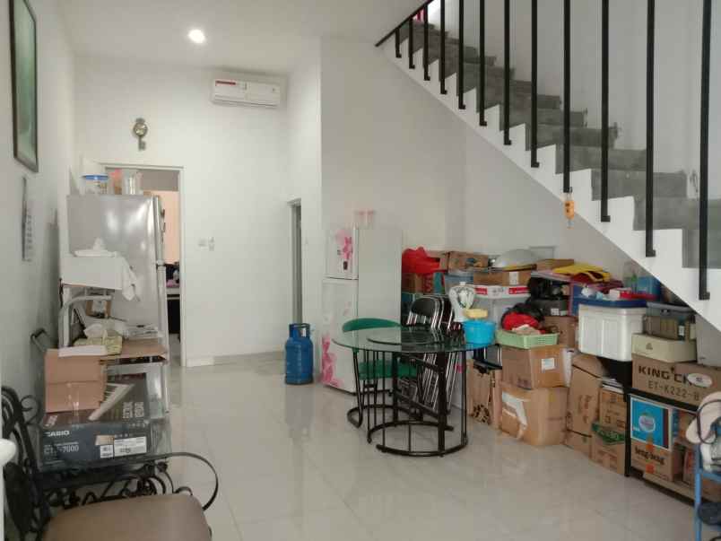 dijual rumah pulo indah