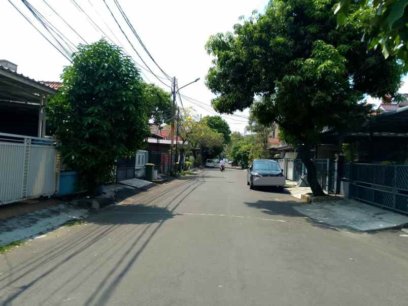 dijual rumah pulogebang