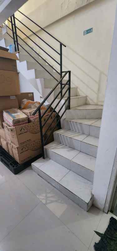 dijual rumah puri gunung anyar