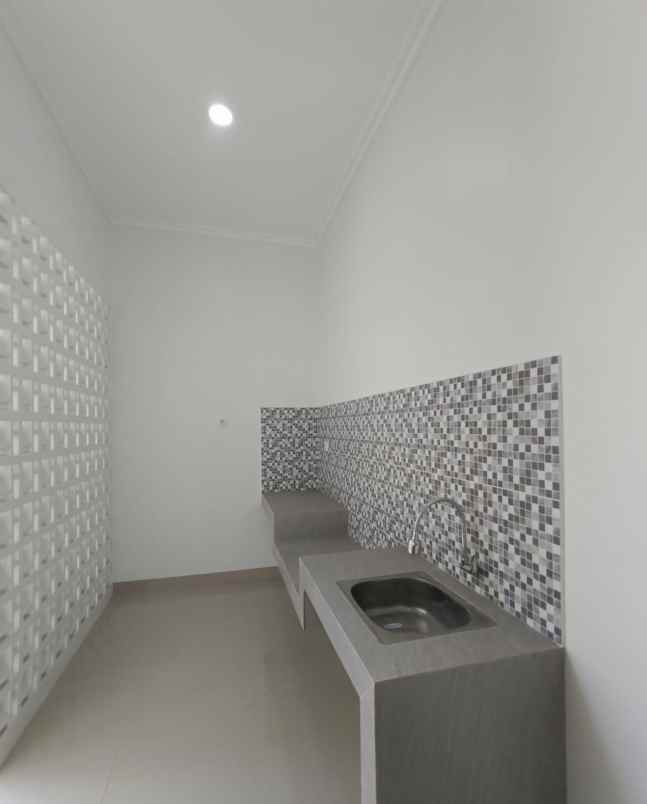 dijual rumah purwomartani