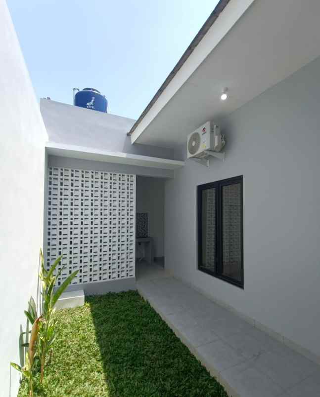 dijual rumah purwomartani