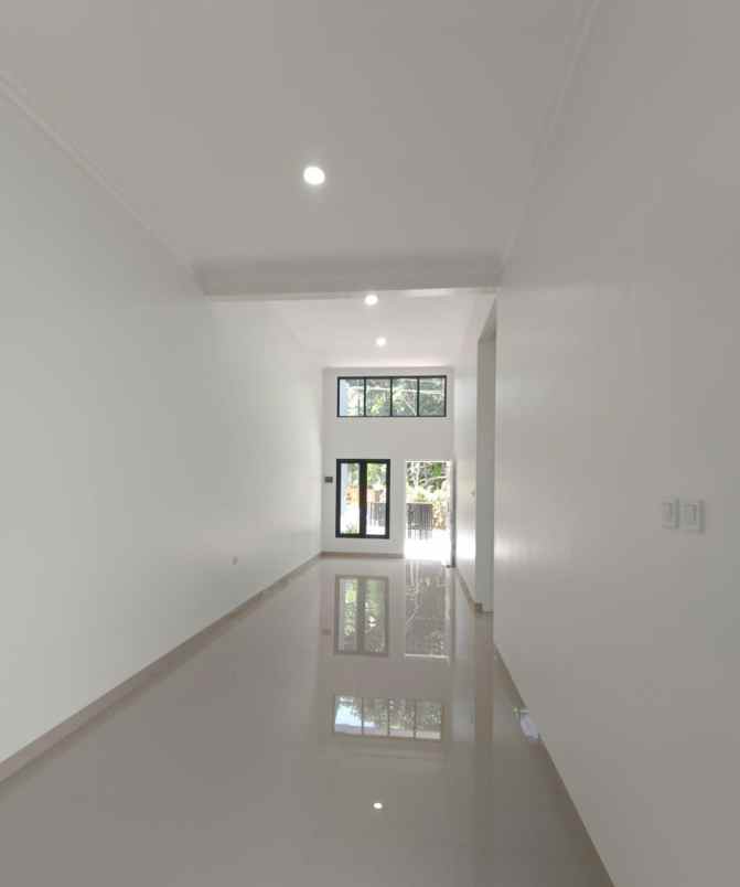 dijual rumah purwomartani