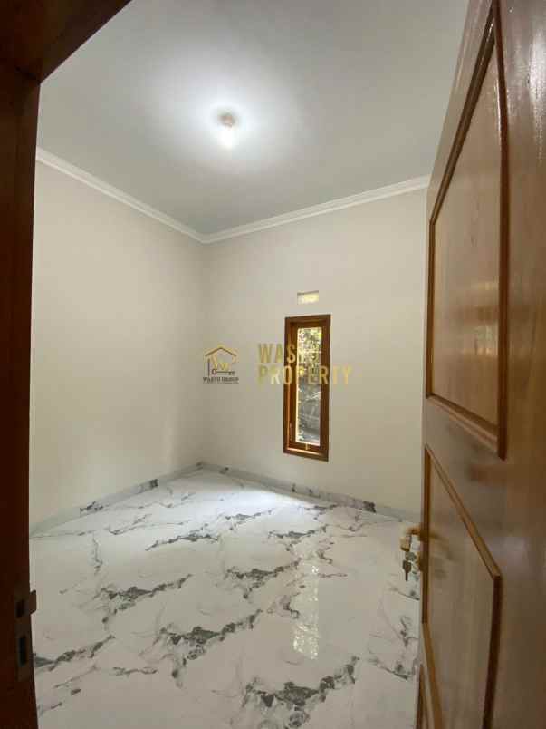 dijual rumah purwomartani kalasan