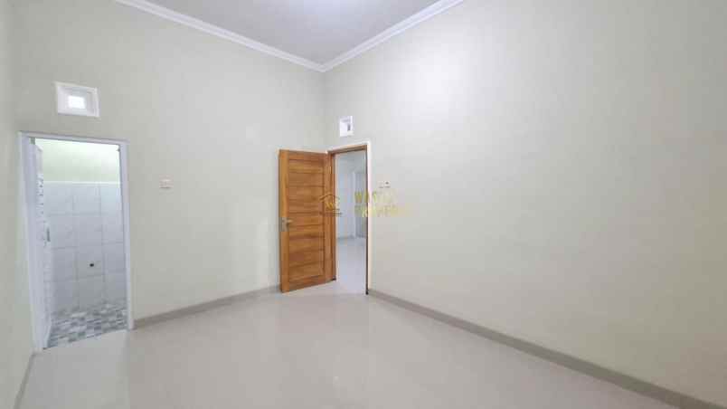 dijual rumah purwomartani kec kalasan