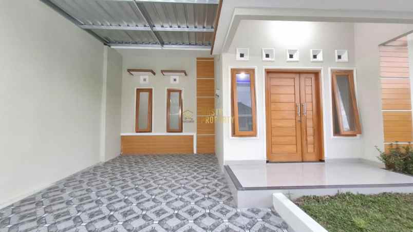 dijual rumah purwomartani kec kalasan