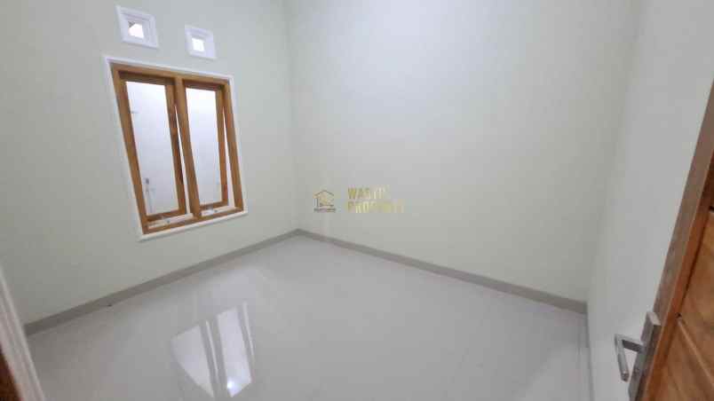 dijual rumah purwomartani kec kalasan