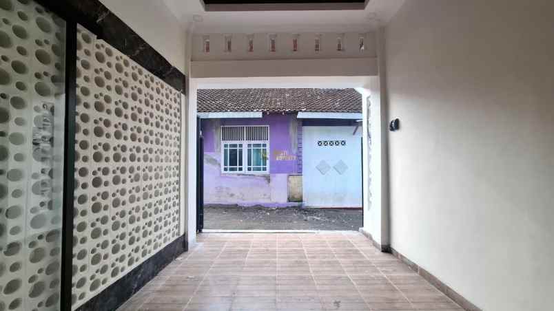 dijual rumah purwomartani kec kalasan