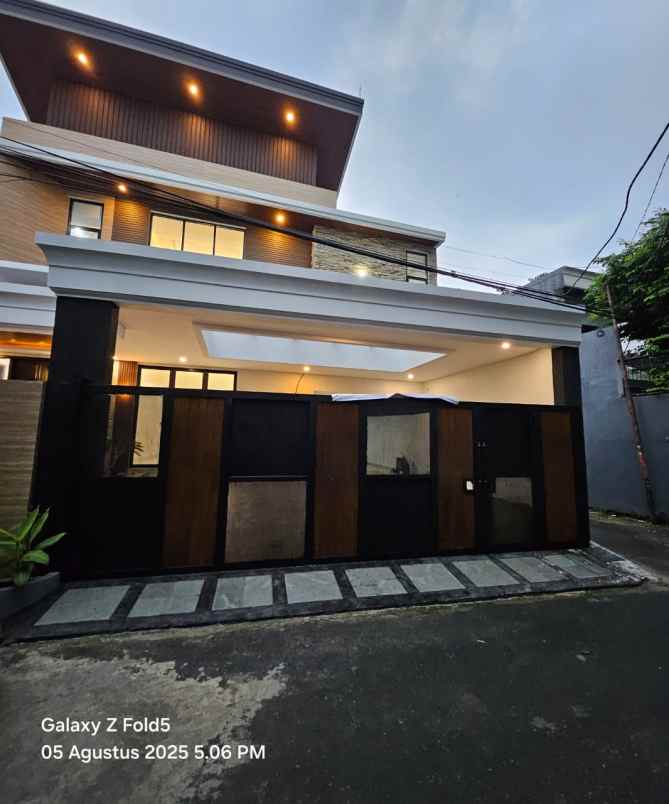 dijual rumah radio dalam kec kebayoran