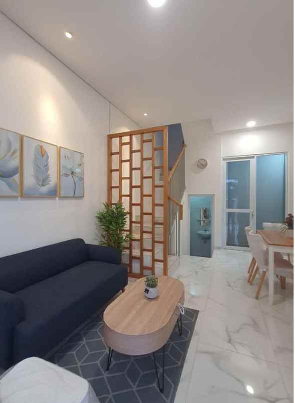 dijual rumah rangkapan jaya