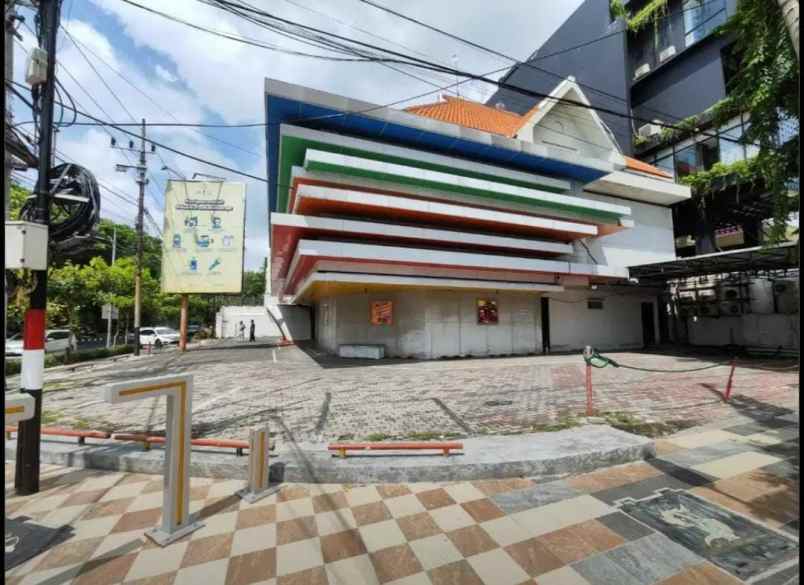 dijual rumah raya dr soetomo