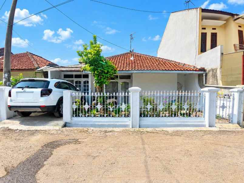 dijual rumah riung bandung