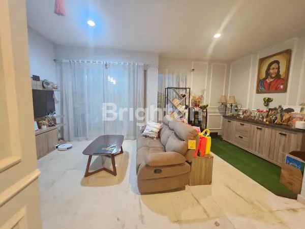 dijual rumah river valley residence