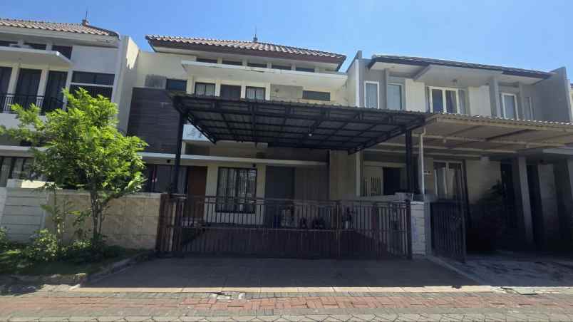 dijual rumah san antonio