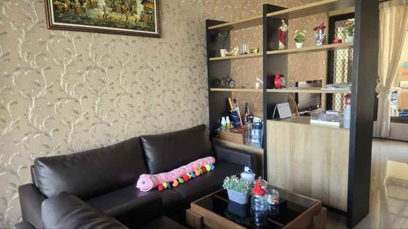 dijual rumah san antonio