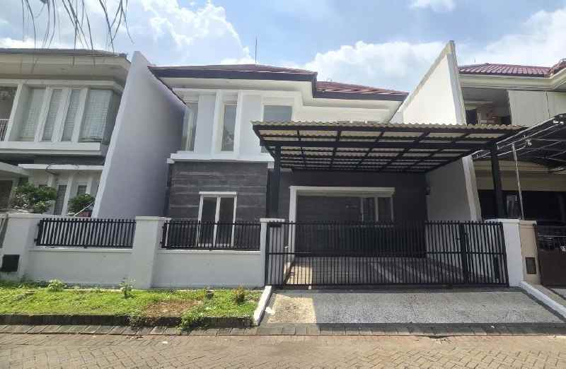 dijual rumah san diego pakuwon city