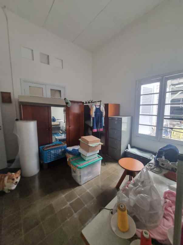 dijual rumah sayao jl riau