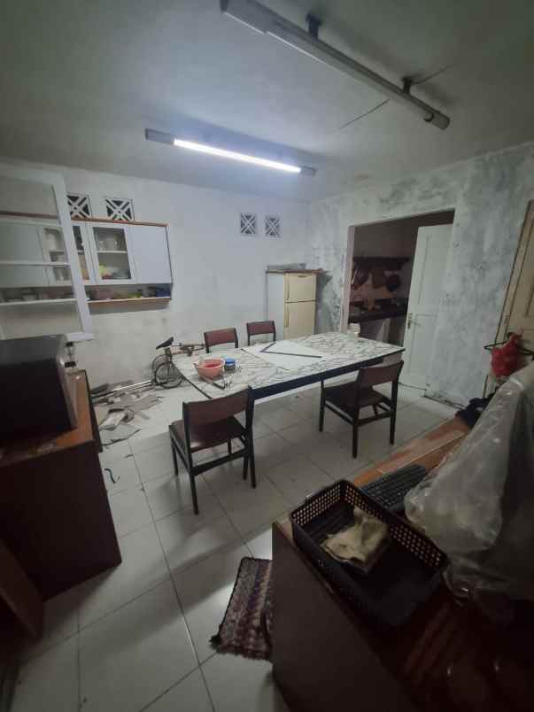 dijual rumah sayao jl riau