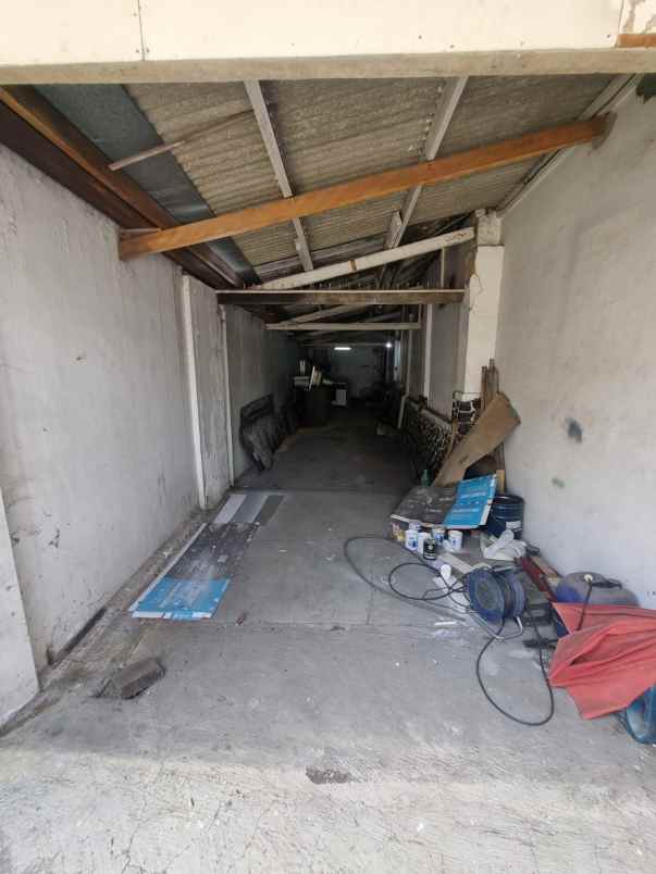 dijual rumah sayao jl riau