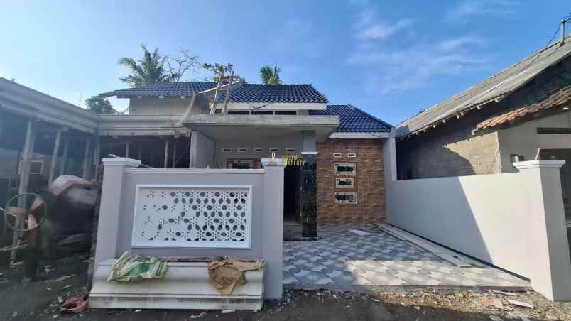 dijual rumah selomartani kec kalasan