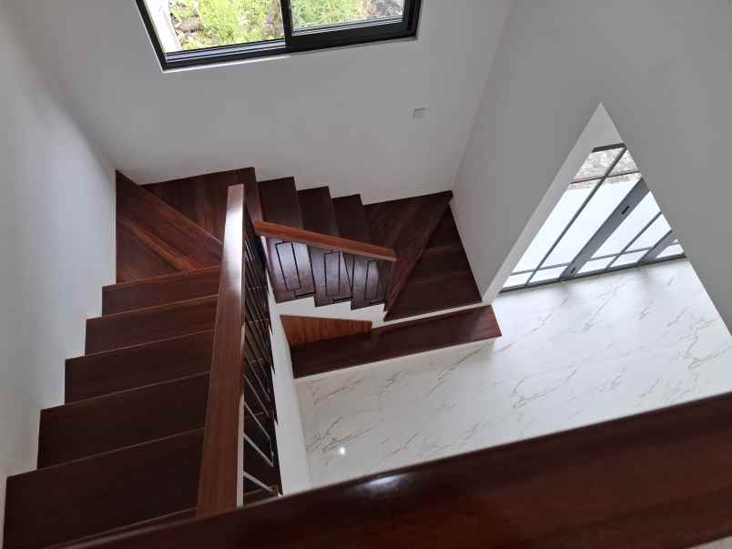 dijual rumah sempusari