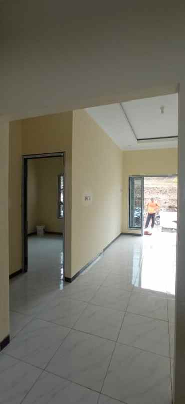 dijual rumah sendang sarj