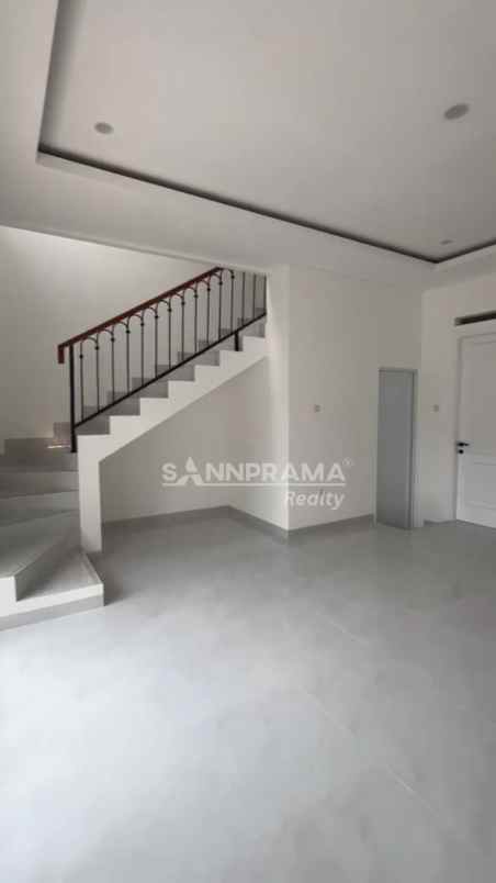 dijual rumah sentul bogor