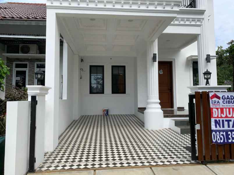 dijual rumah sentul city