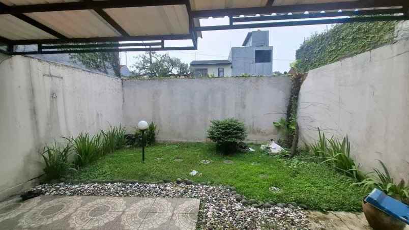 dijual rumah sentul selatan