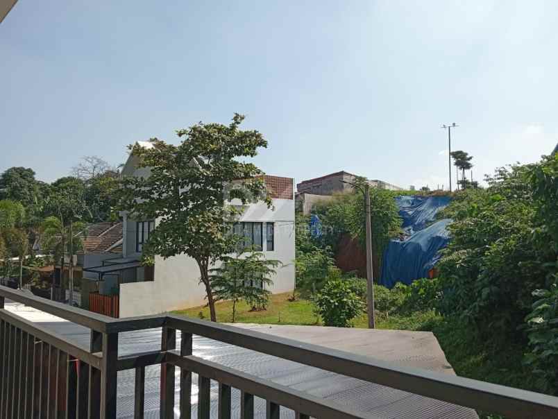 dijual rumah serpong park