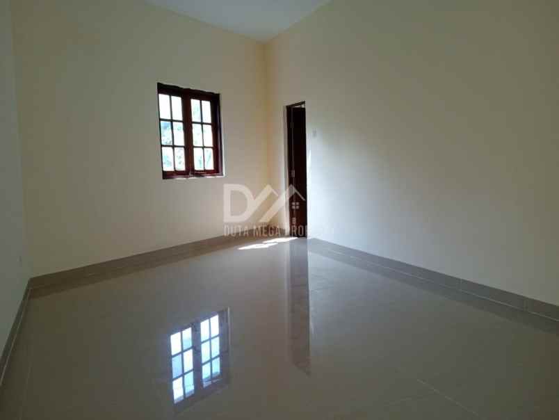 dijual rumah serpong park