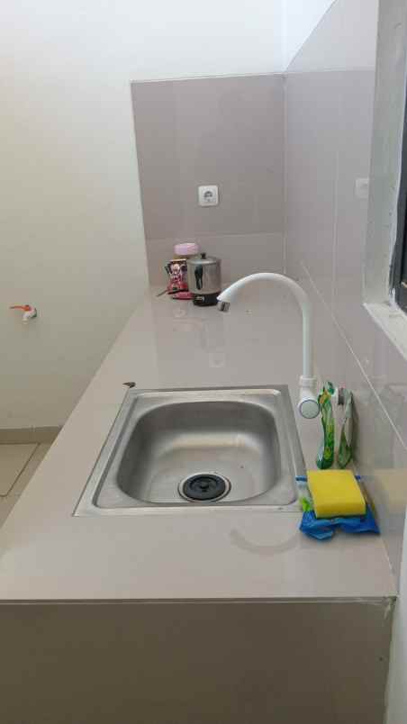 dijual rumah setu bekasi