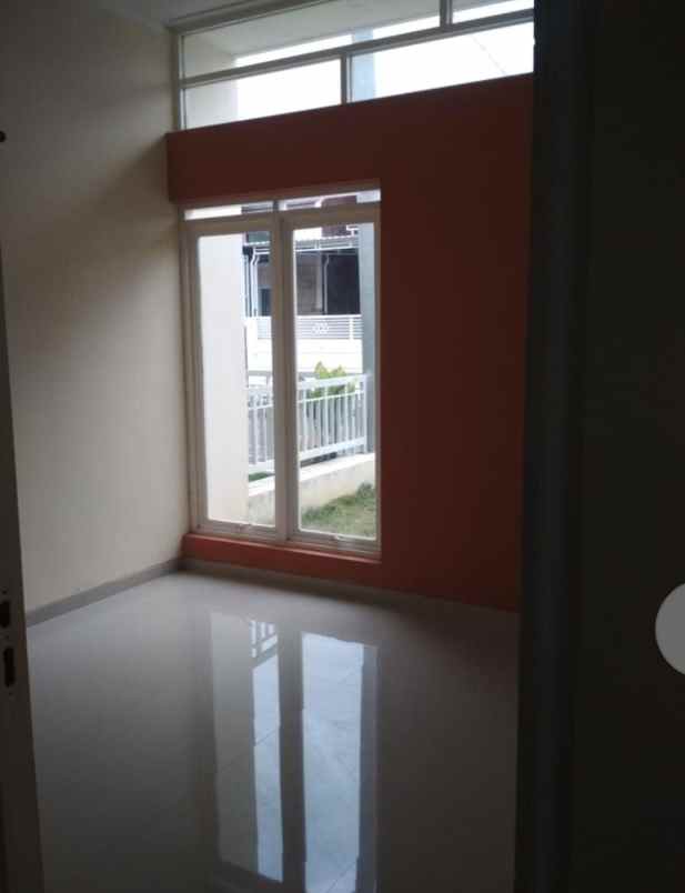 dijual rumah siap huni belakang jatim park 3 batu