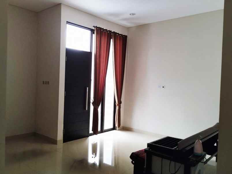 dijual rumah siap huni di kertajaya indah timur