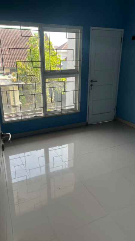 dijual rumah siap huni lokasi di sulfat malang