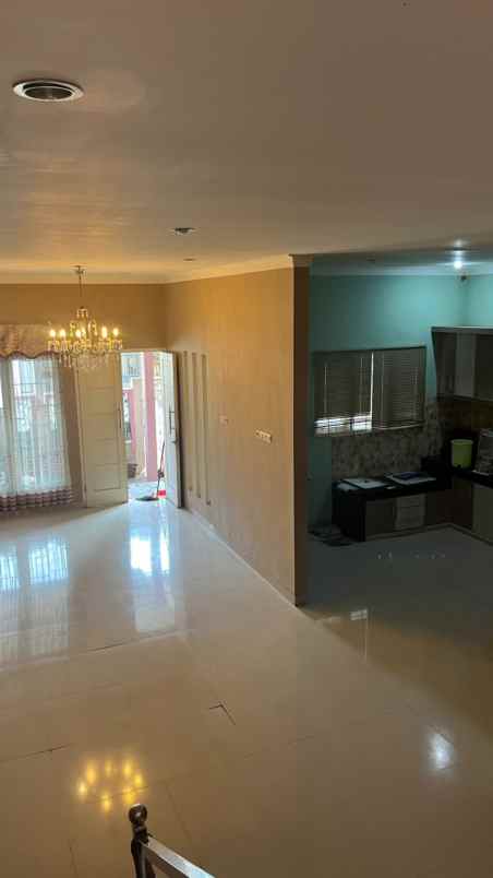 dijual rumah siap huni lokasi di sulfat malang