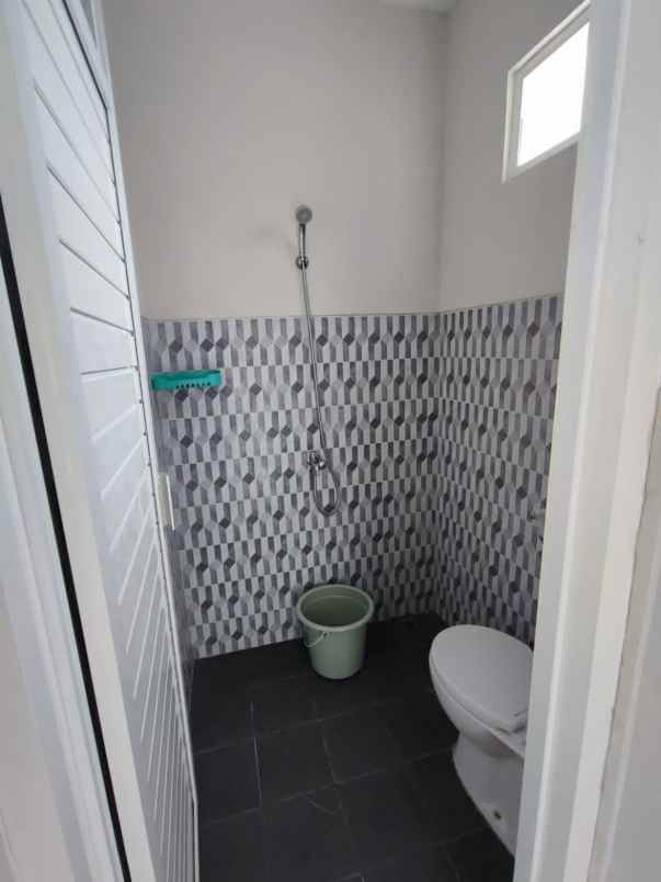 dijual rumah siap huni lokasi pandanlandung malang