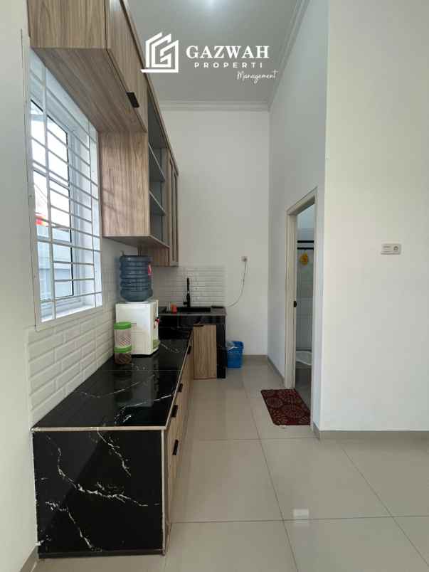 dijual rumah siap huni lokasi strategis