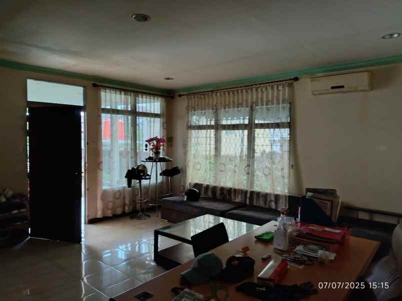 dijual rumah siap huni seharga 300 jt pontianak
