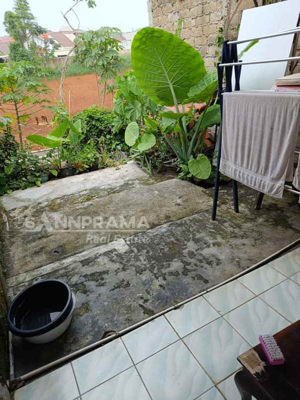 dijual rumah siap huni turun harga depok