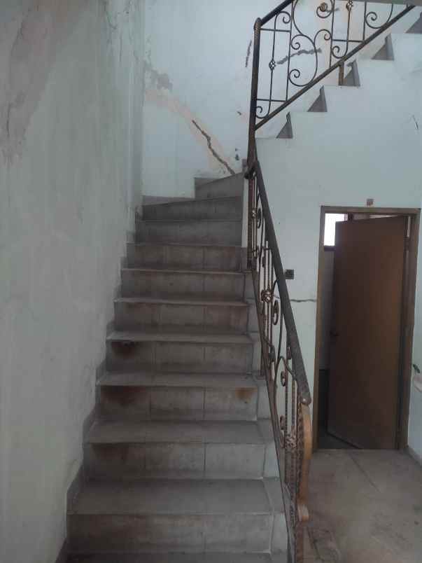 dijual rumah siaphuni di cluster taman harapan baru