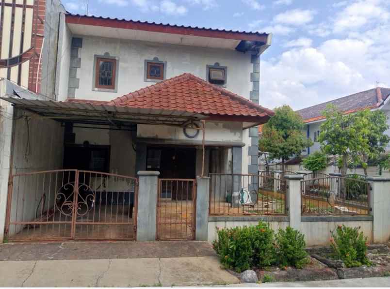 dijual rumah siaphuni di cluster taman harapan baru