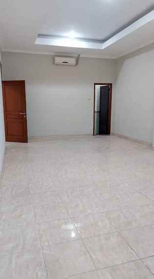 dijual rumah sidosermo