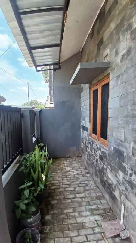 dijual rumah sma 1 godean