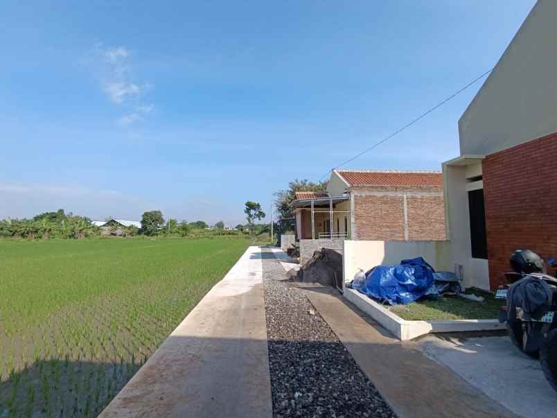 dijual rumah sraten trunuh klaten selatan