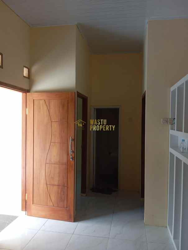 dijual rumah srimartani