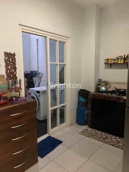 dijual rumah sukolilo