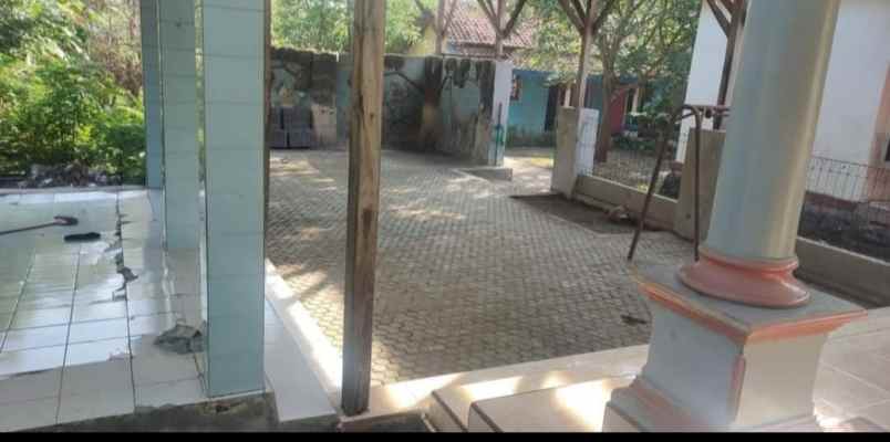 dijual rumah sumuradem timur
