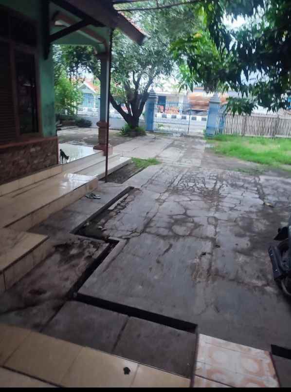 dijual rumah sumuradem timur