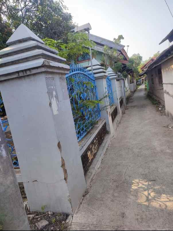 dijual rumah sumuradem timur